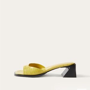 Rejina Pyo Annie Sandals in Leather Emboss Croc Yellow (new)